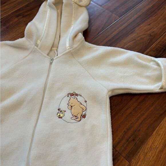 Disney Winnie the Pooh vintage fleece hooded snowsuit - Picture 3 of 4